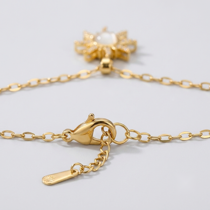 Spinning Sun Pendant Necklace